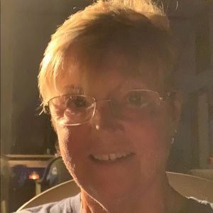 Meet your Posher, Ellen